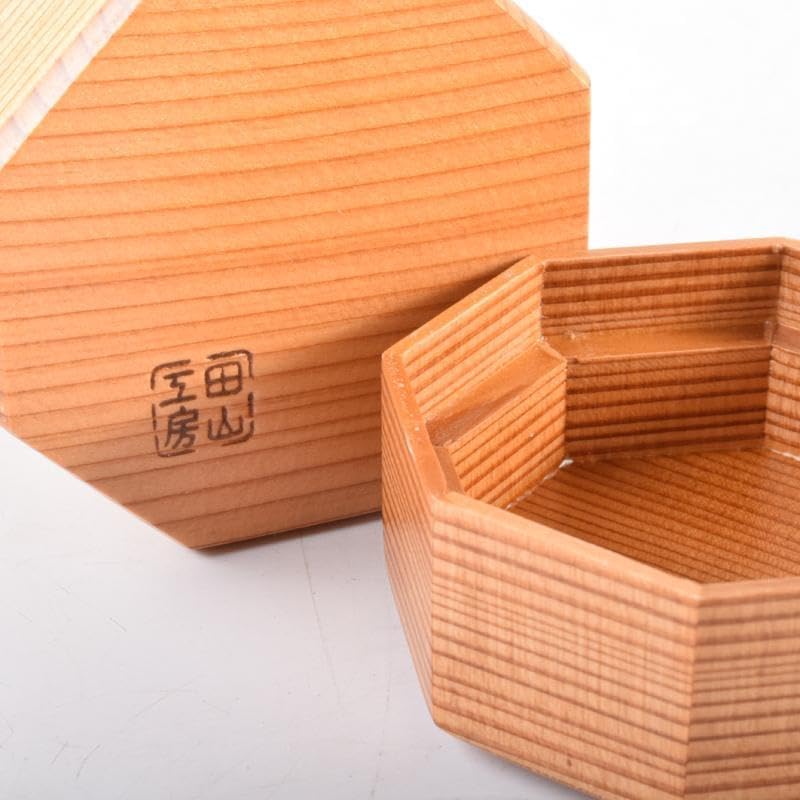 茶道具　田山工房　秋田杉　八角棗　共箱　C　4875 茶道具 田山工房 秋田杉 八角棗 共箱 C 4875